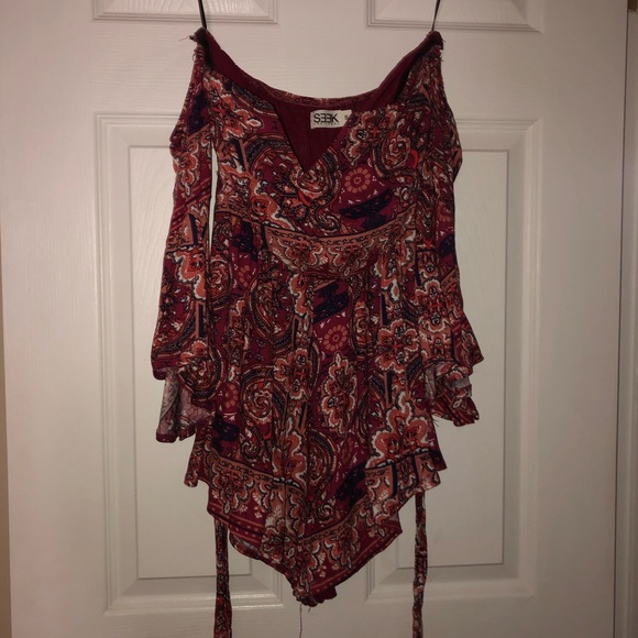 LF Pants - Pattern Tube V-Neck Romper with Choker
